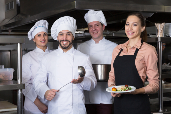 Catering Team In Kitchen 600X400